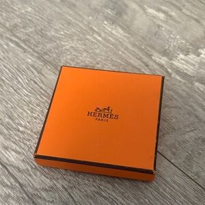 Hermes Orange Box